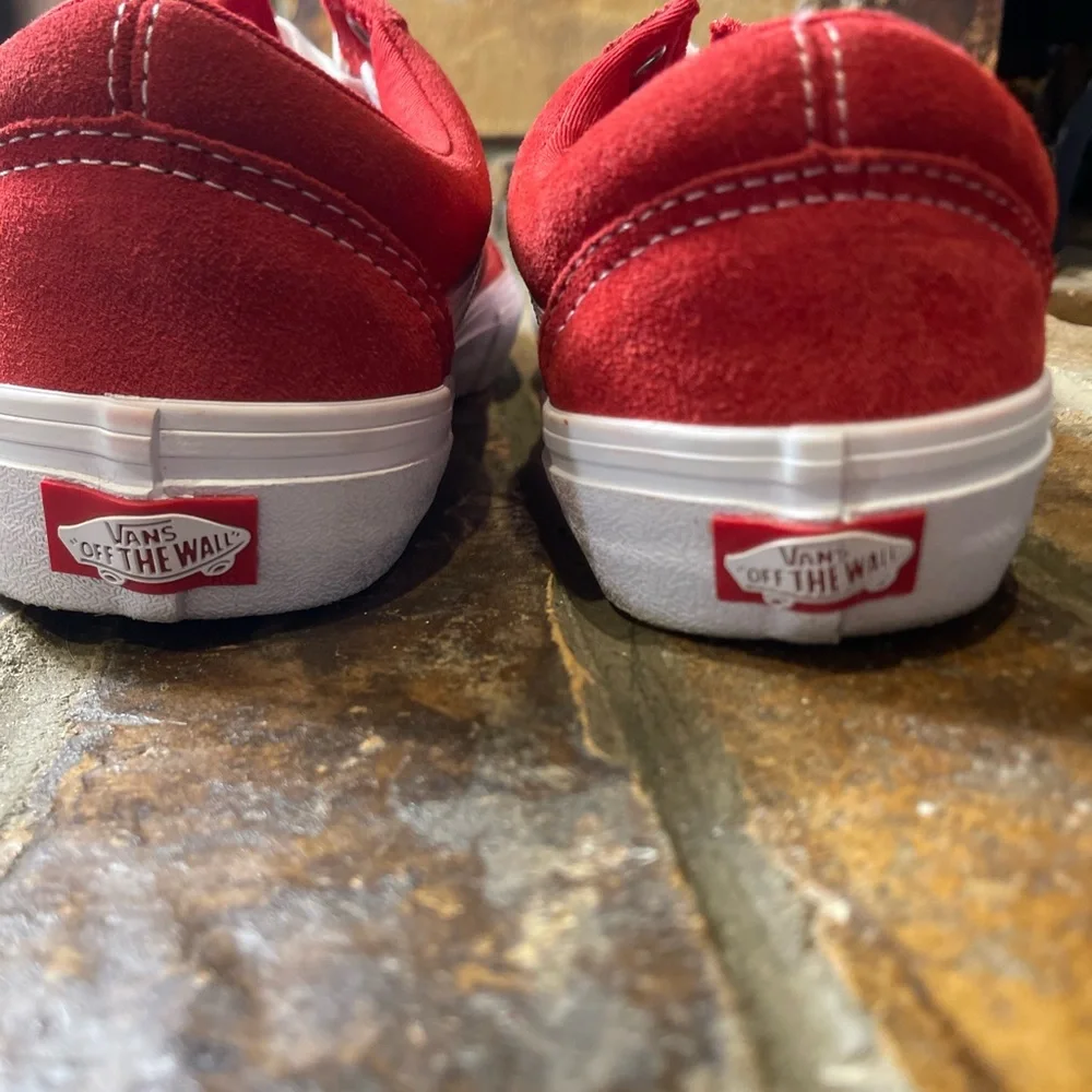 Vans - Picture 4 of 4